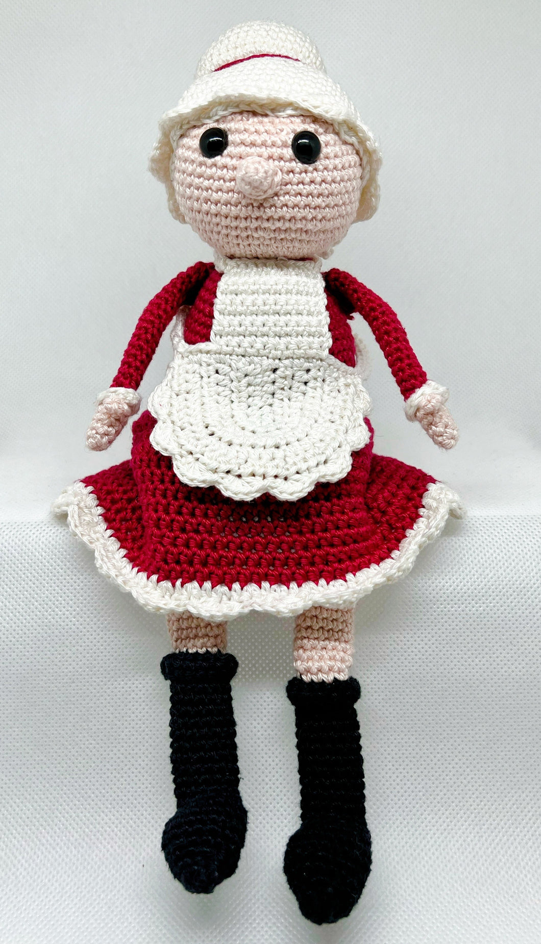 A Sister Stitchers Mrs Santa - Crochet Pattern